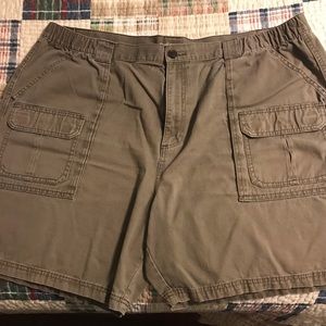 Men’s cargo shorts size 44